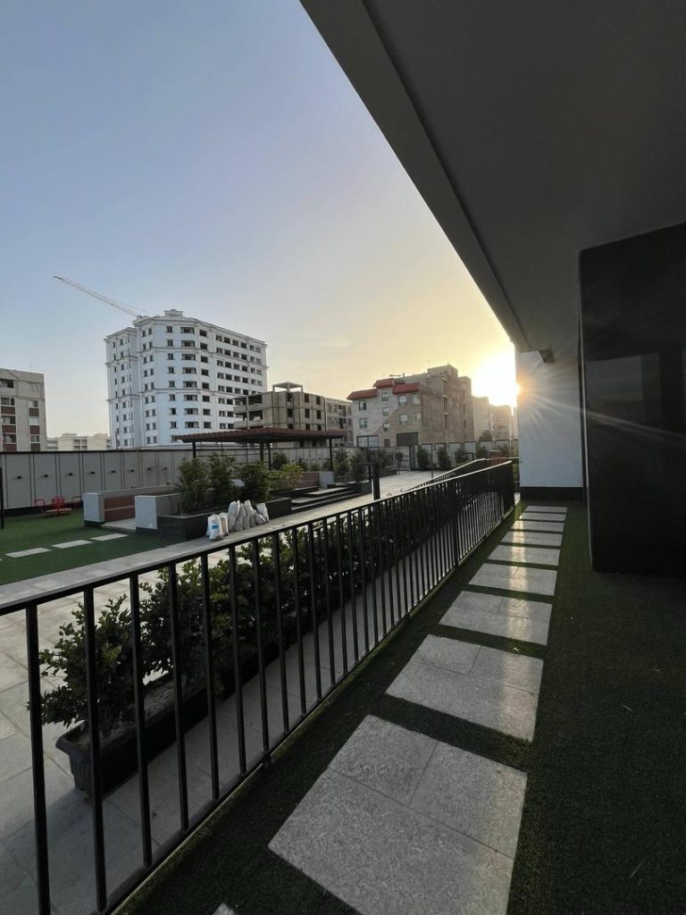 برج باغ ایلیا 14 فردیس